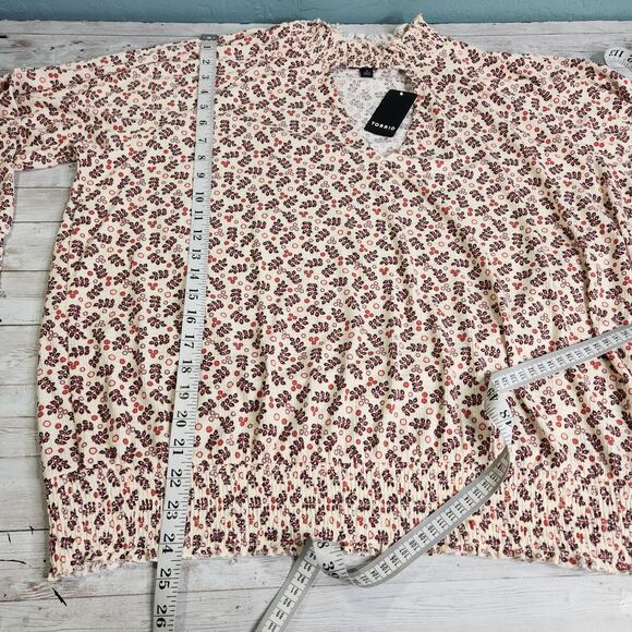 Torrid Textured Jersey Choker Neck Smocked Bottom Top 2X - Picture 8 of 9